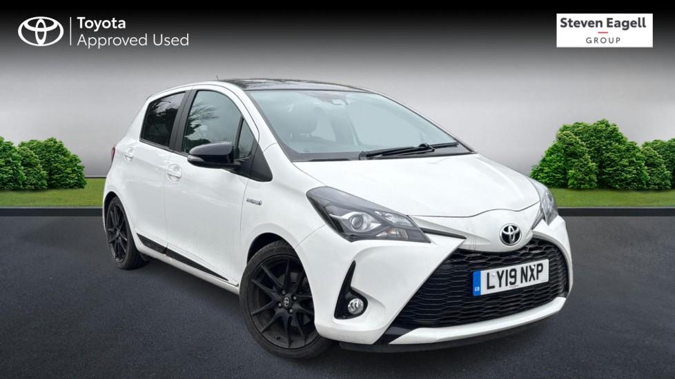 Main listing image - Toyota Yaris