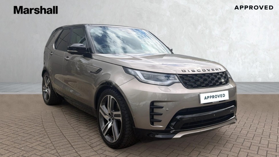 Main listing image - Land Rover Discovery
