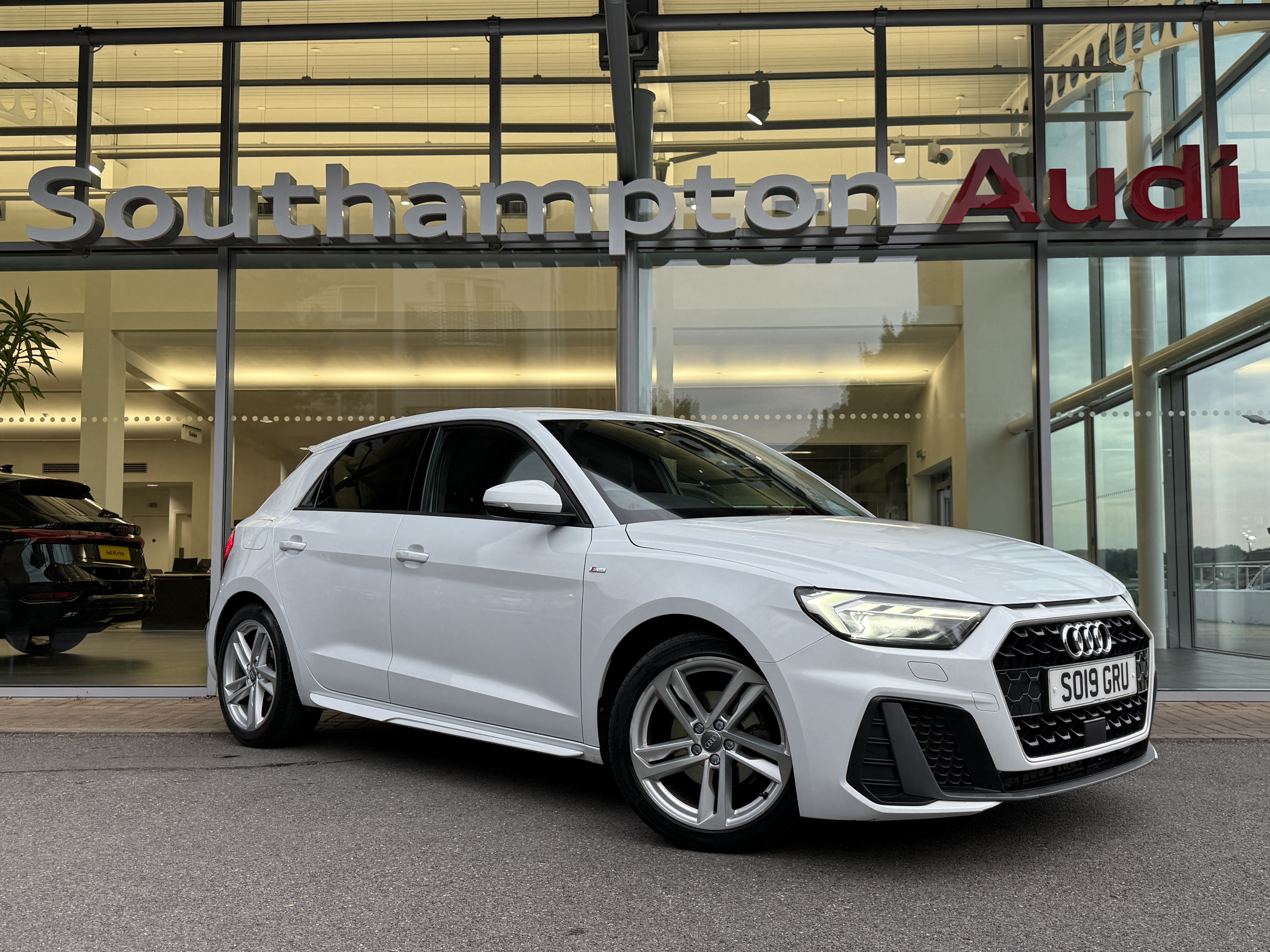 Main listing image - Audi A1