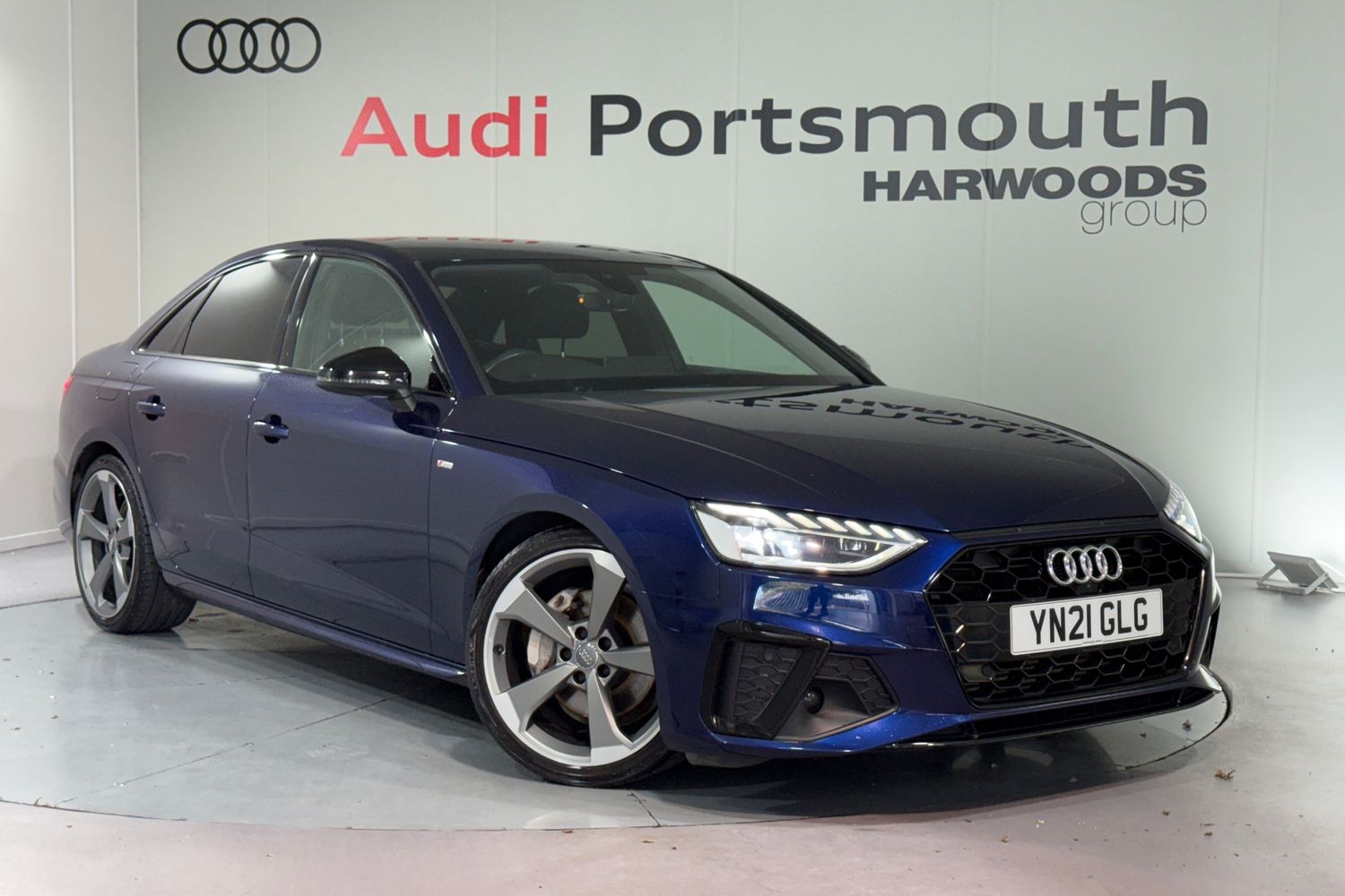 Main listing image - Audi A4