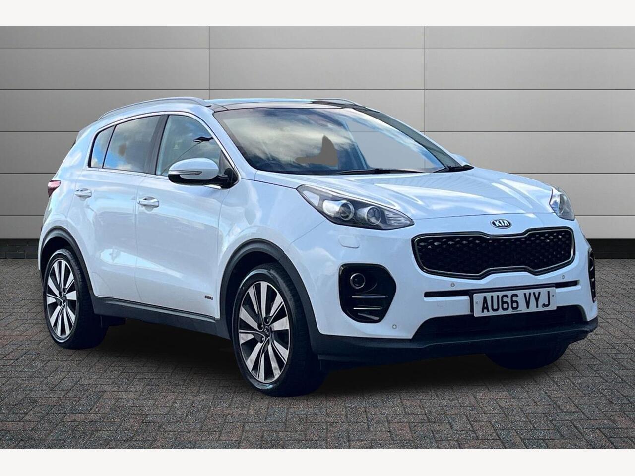 Main listing image - Kia Sportage