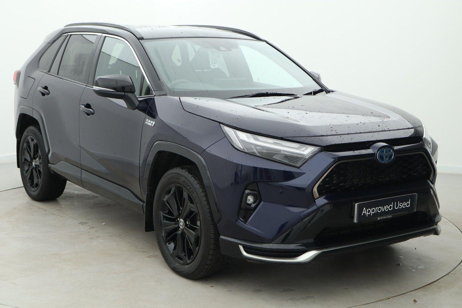 Main listing image - Toyota RAV4