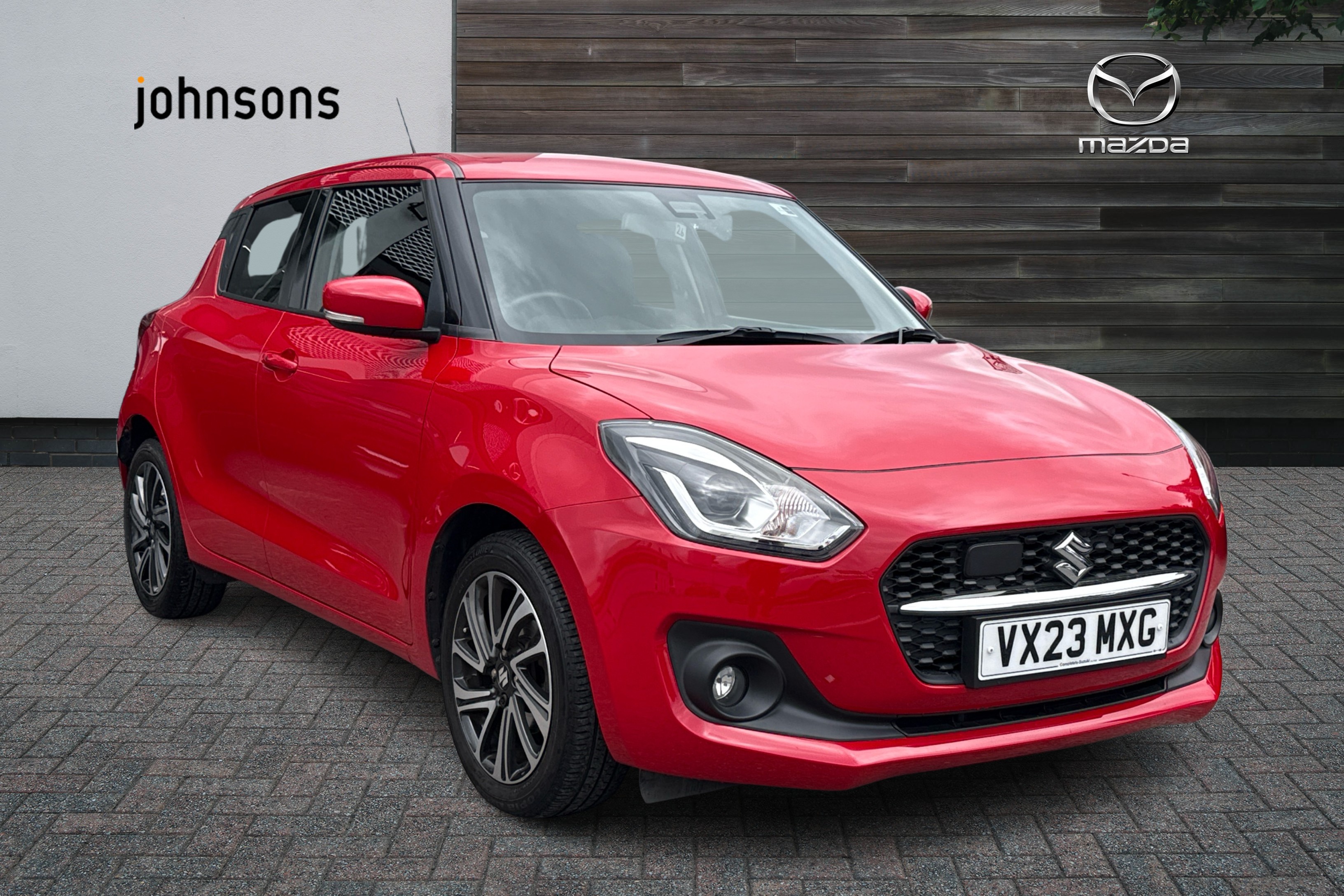 Main listing image - Suzuki Swift