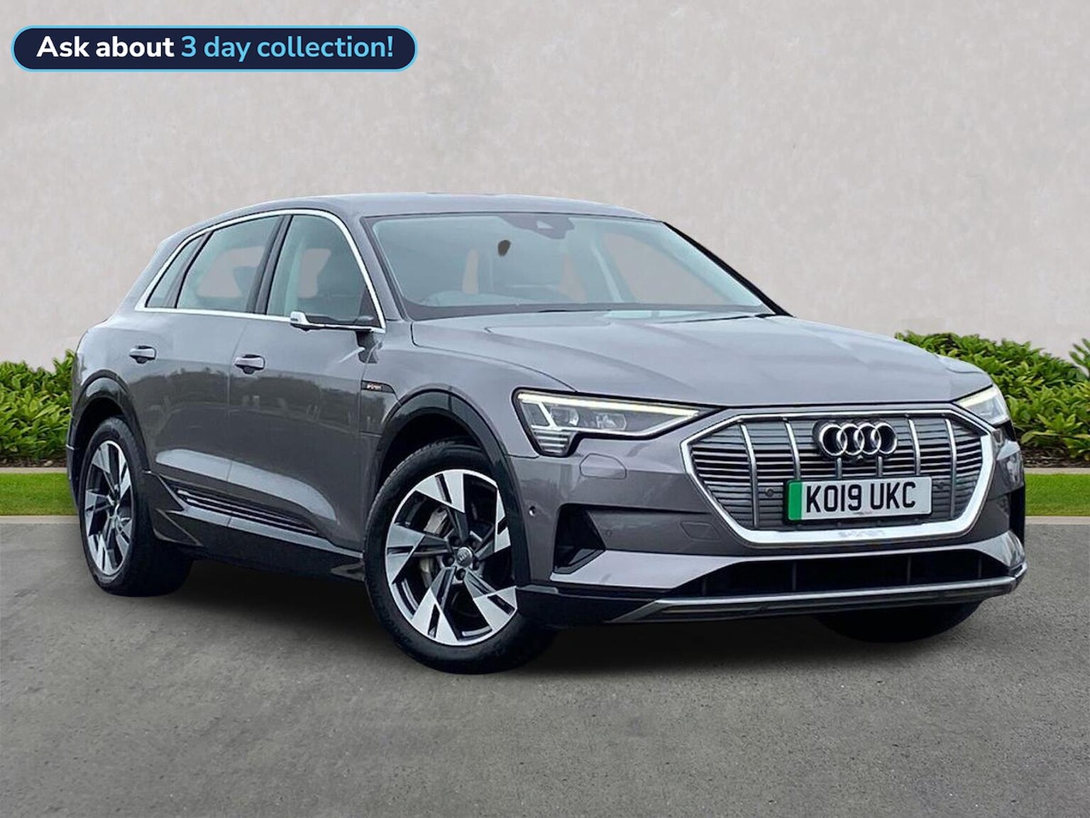 Main listing image - Audi e-tron