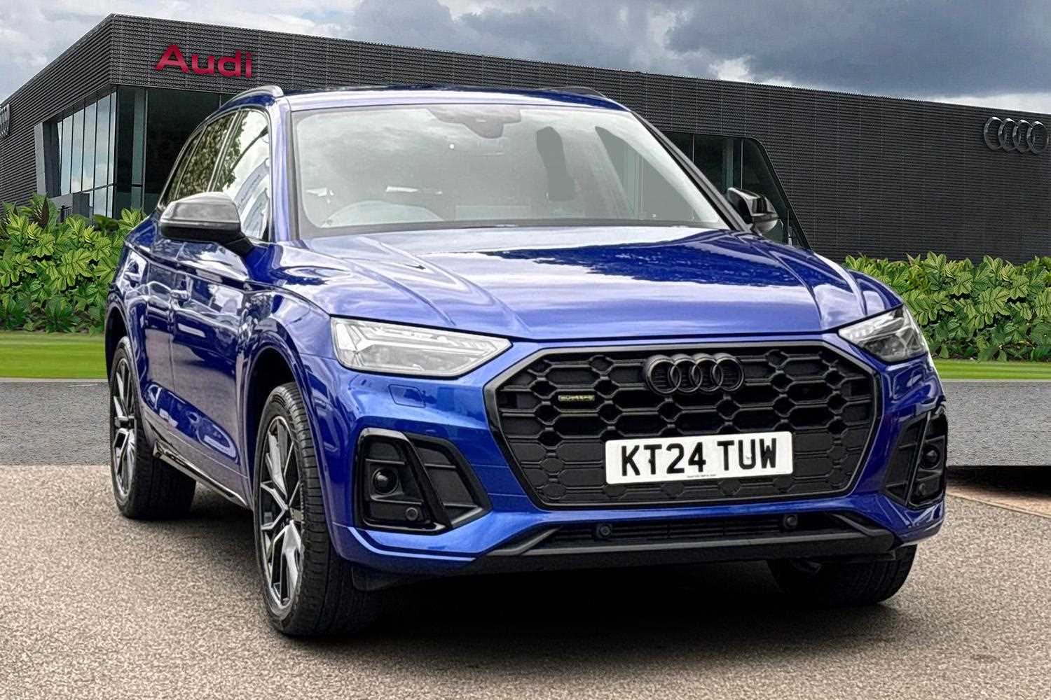 Main listing image - Audi Q5
