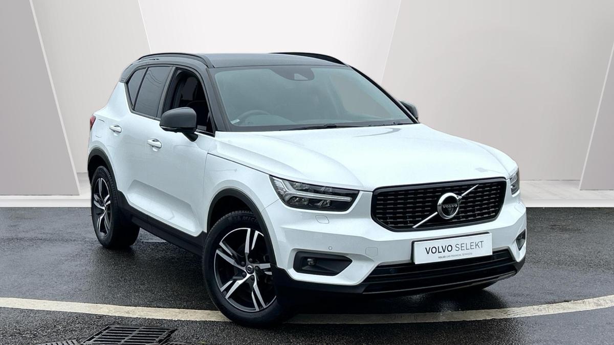Main listing image - Volvo XC40