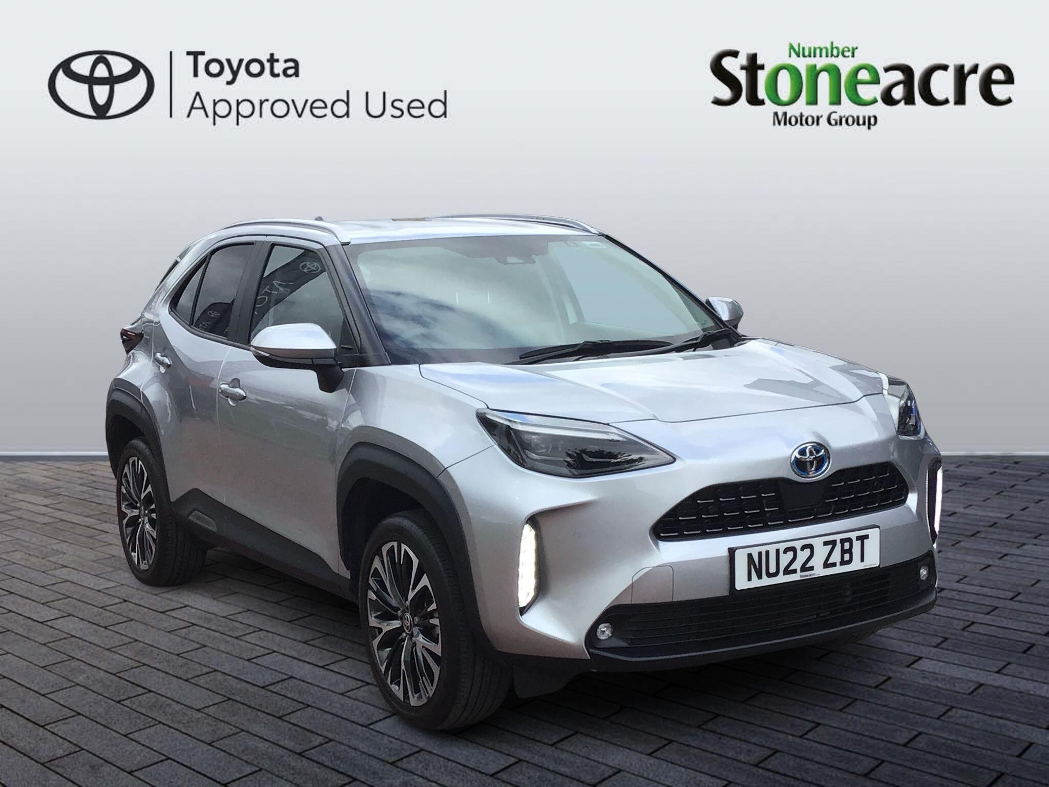 Main listing image - Toyota Yaris Cross