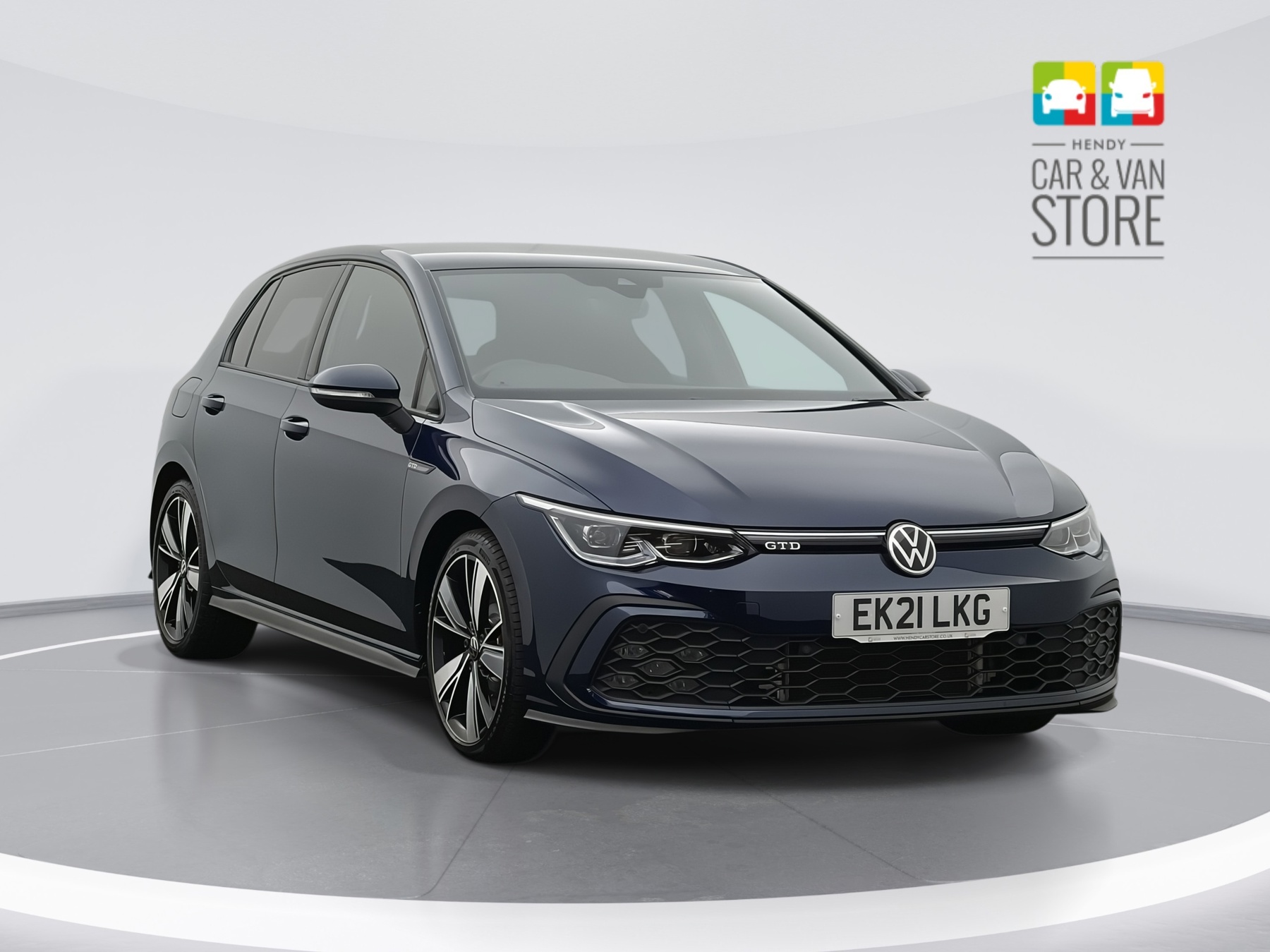 Main listing image - Volkswagen Golf