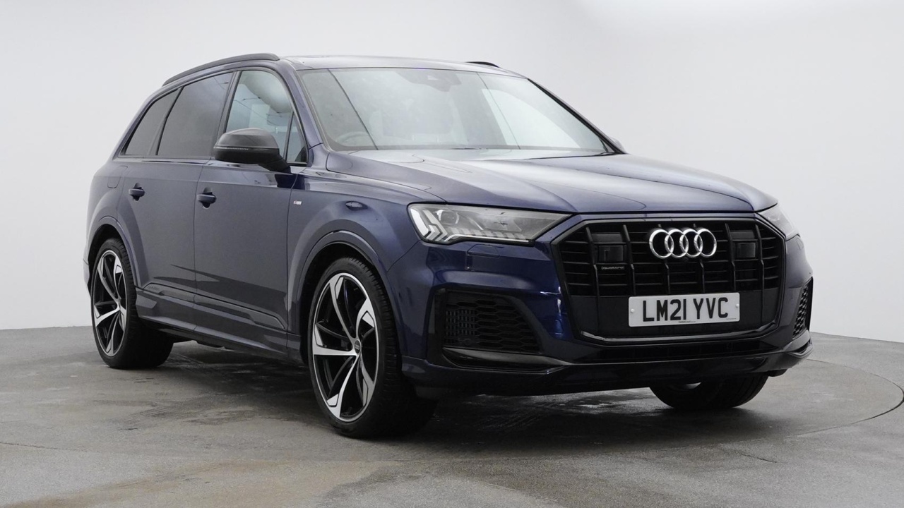 Main listing image - Audi Q7