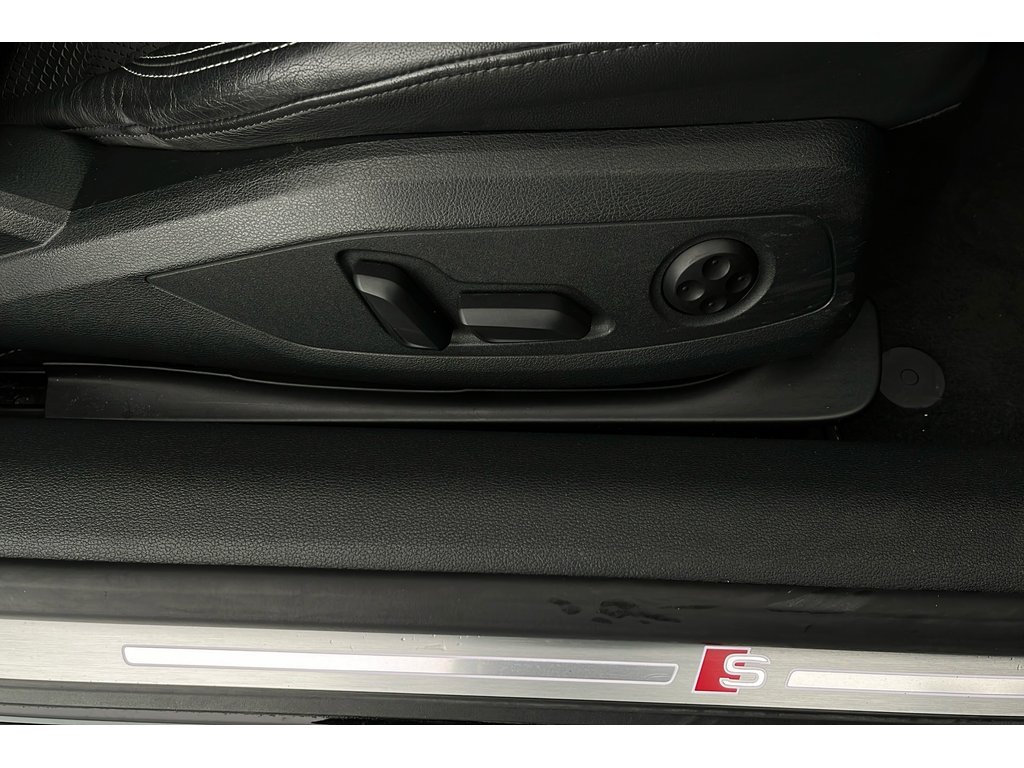 Main listing image - Audi A5