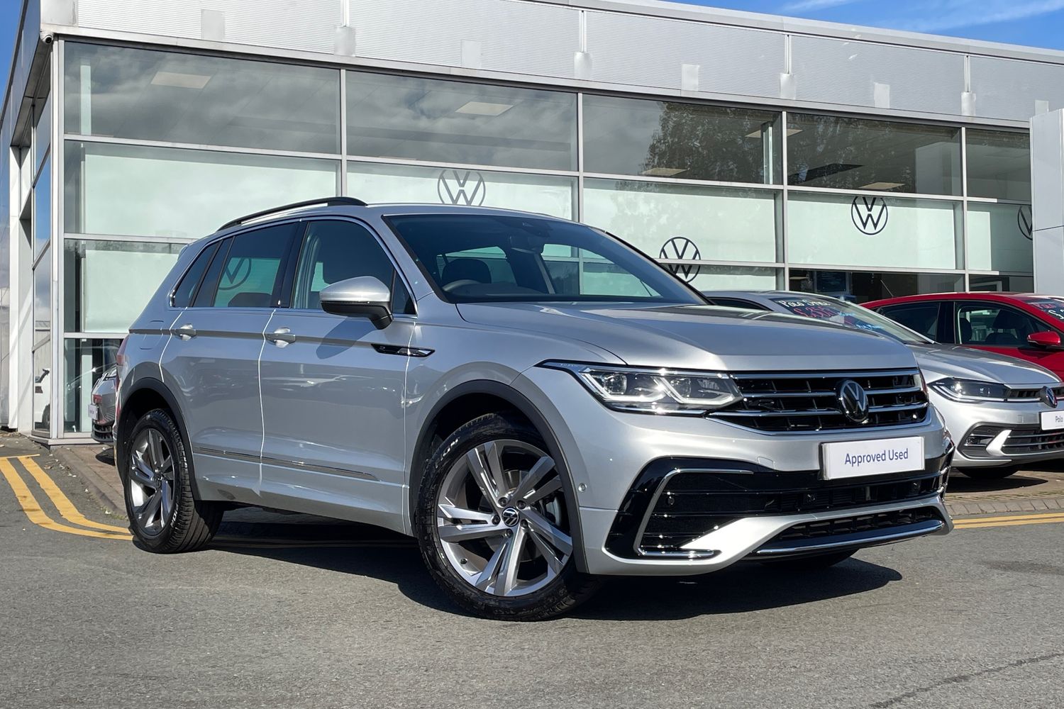 Main listing image - Volkswagen Tiguan