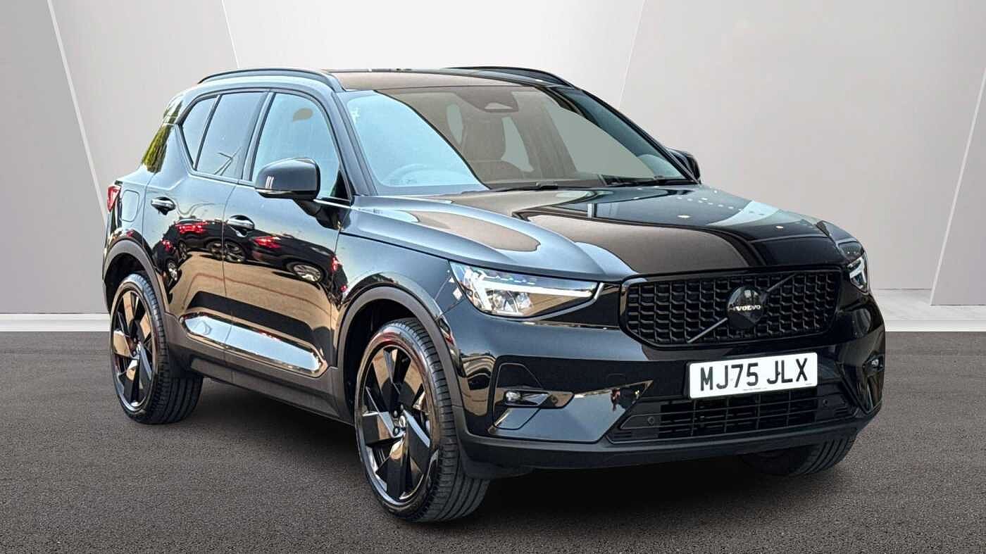 Main listing image - Volvo XC40