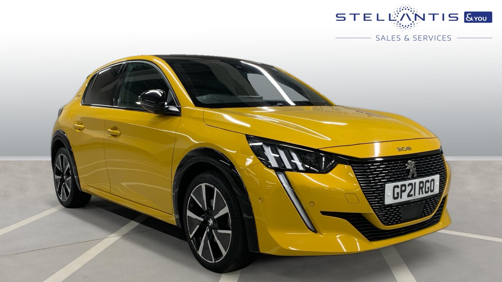 Main listing image - Peugeot 208