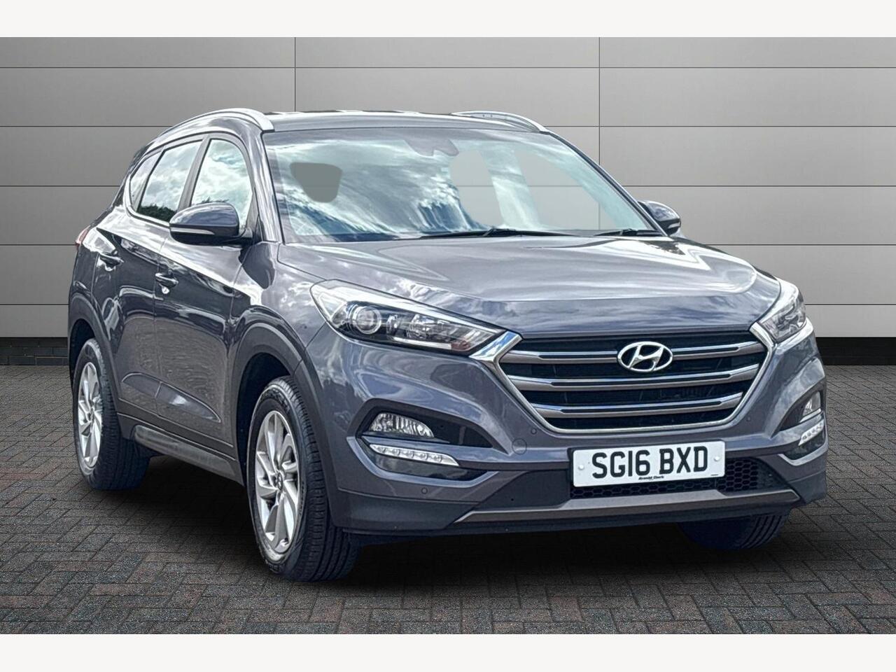 Main listing image - Hyundai Tucson