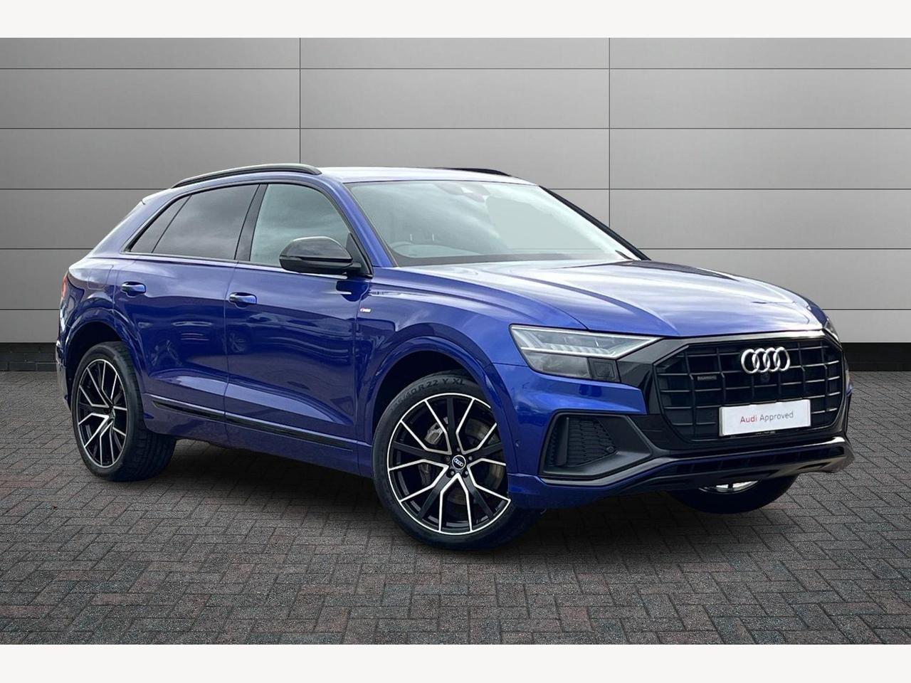 Main listing image - Audi Q8