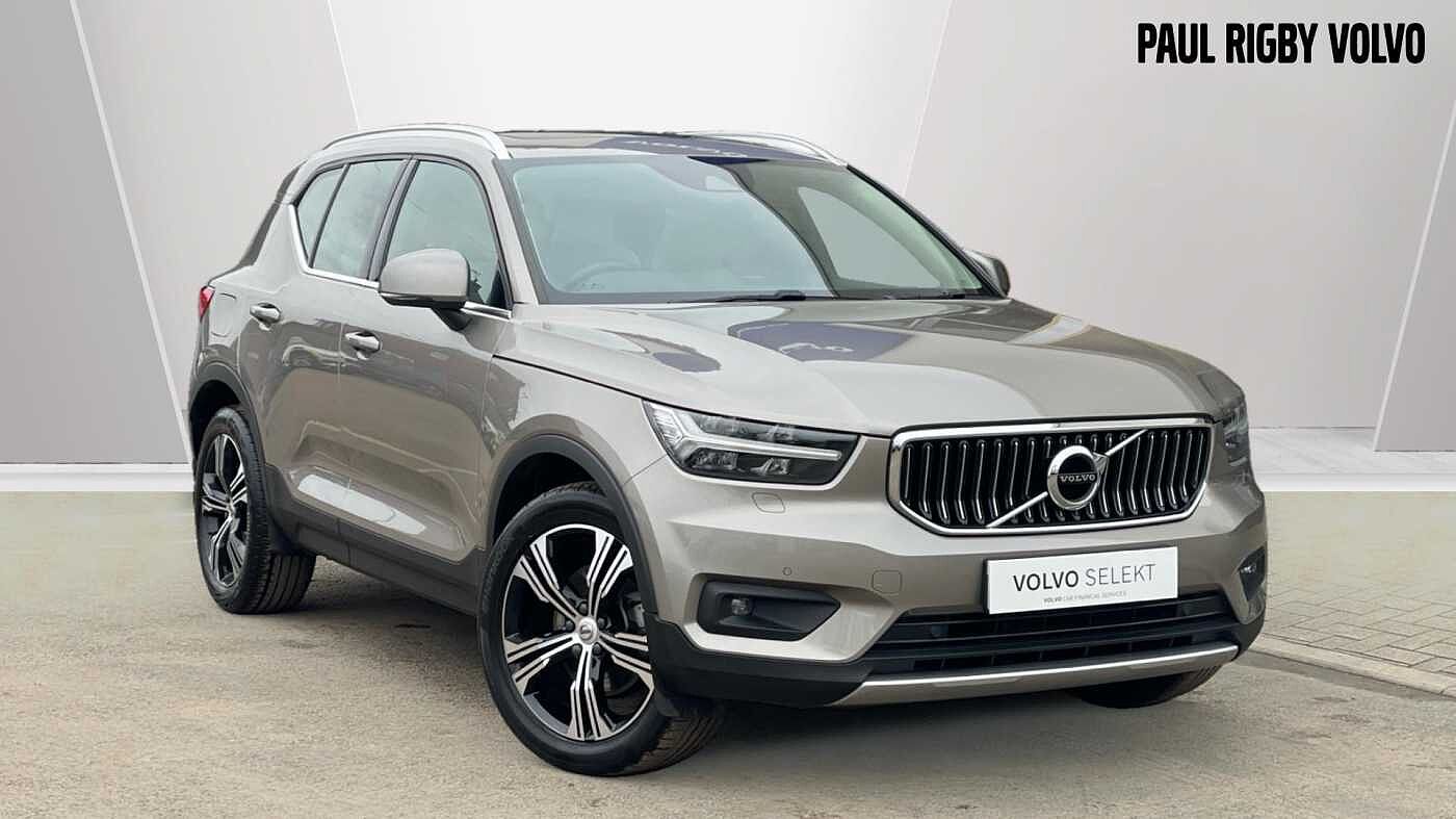 Main listing image - Volvo XC40