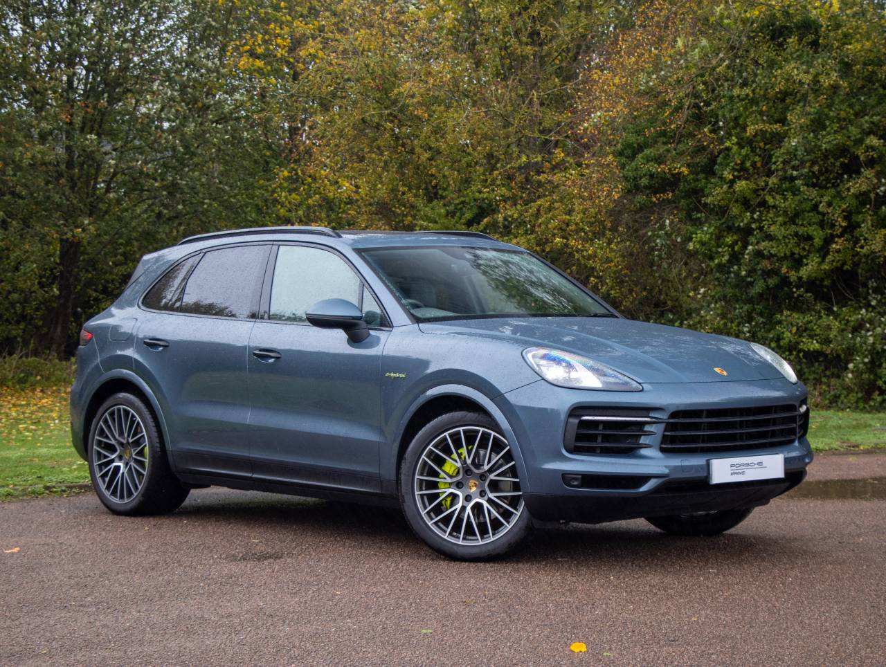 Main listing image - Porsche Cayenne