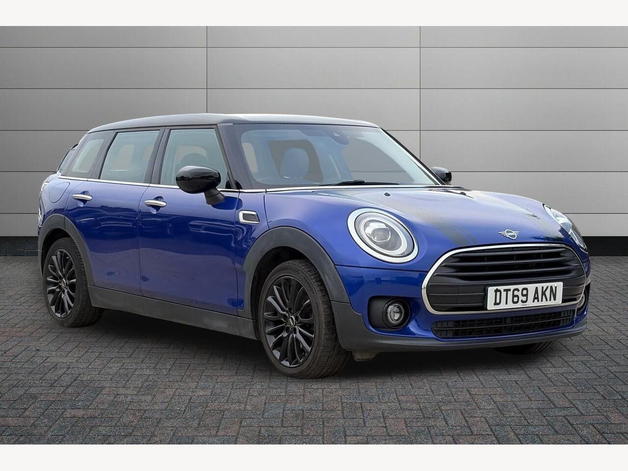 Main listing image - MINI Clubman