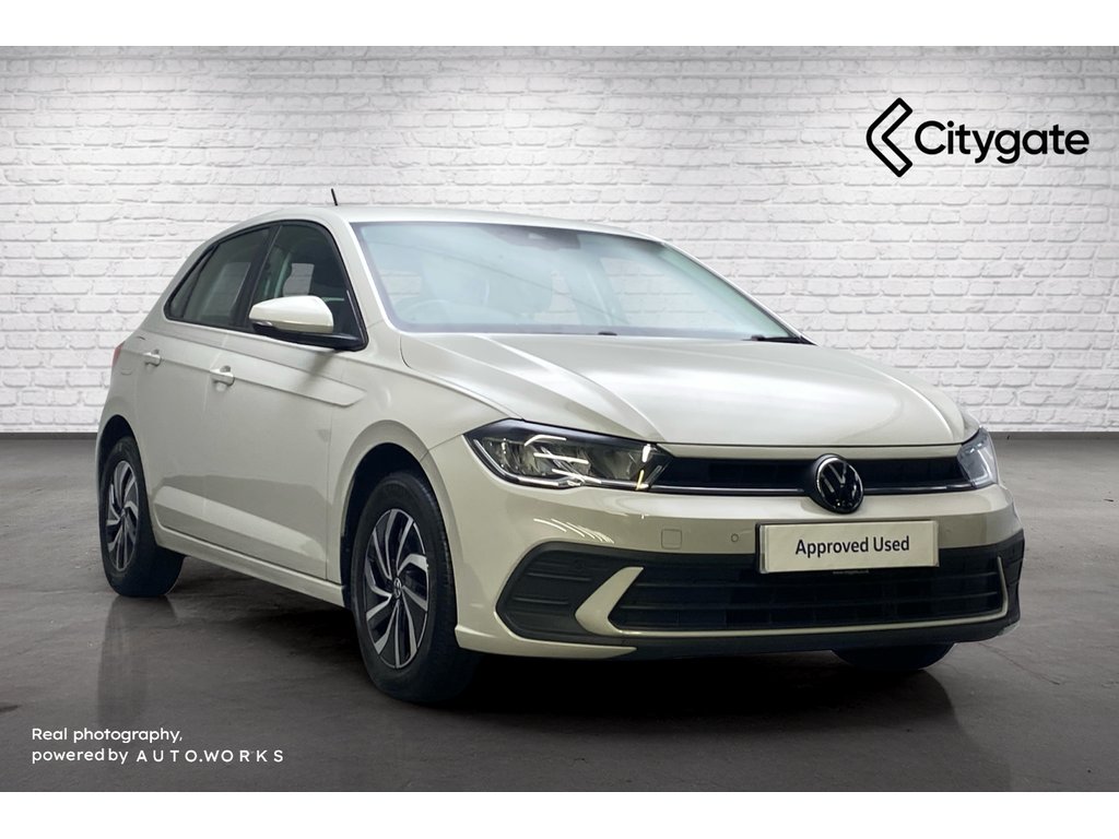 Main listing image - Volkswagen Polo
