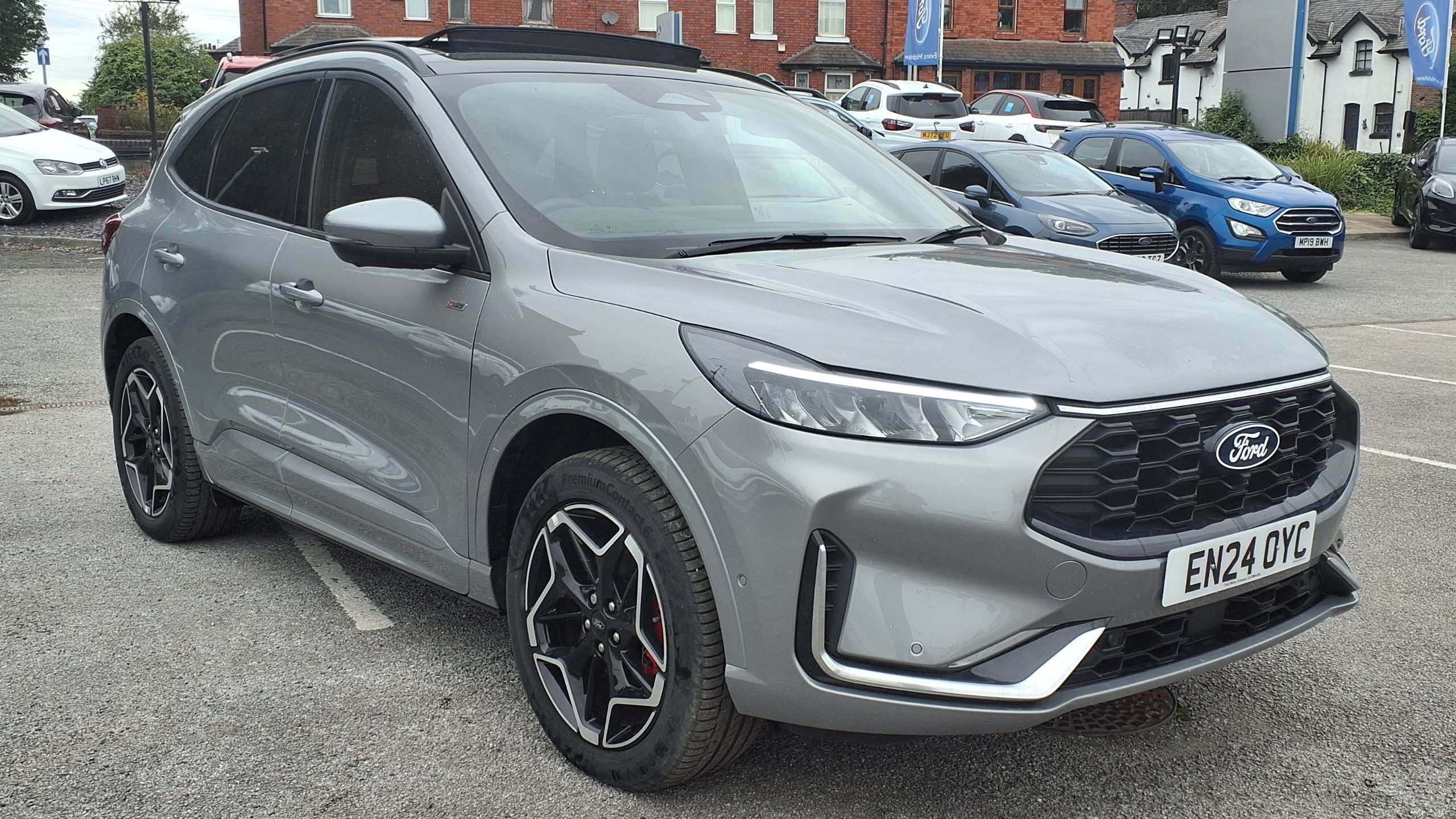Main listing image - Ford Kuga