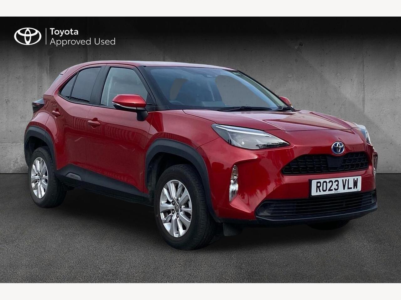 Main listing image - Toyota Yaris Cross