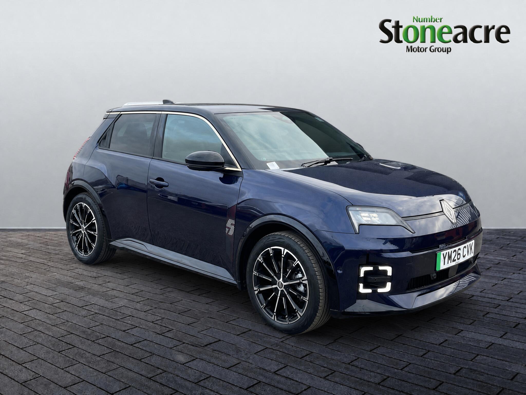 Main listing image - Renault 5