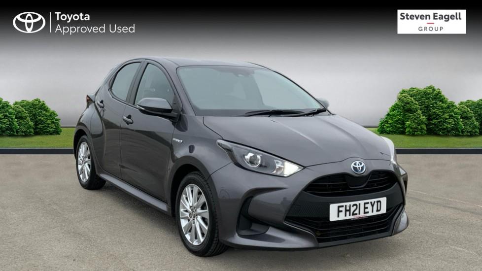 Main listing image - Toyota Yaris