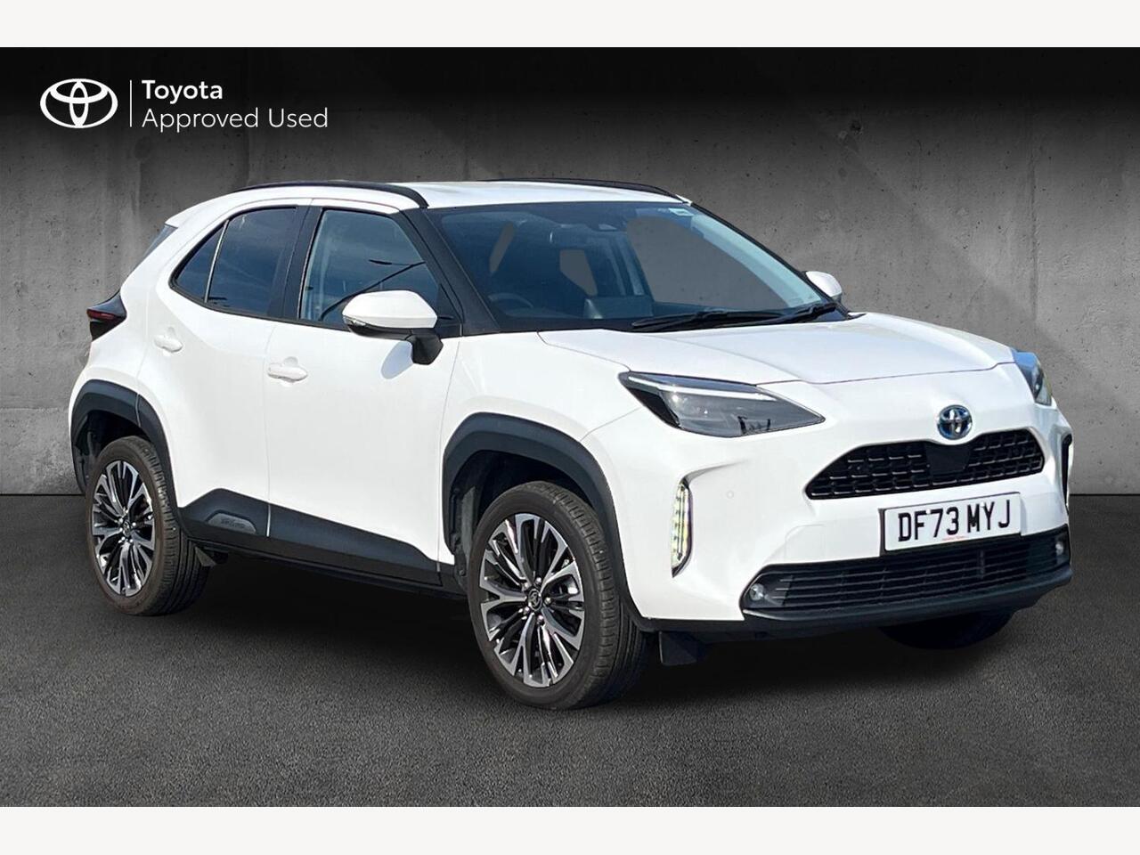 Main listing image - Toyota Yaris Cross