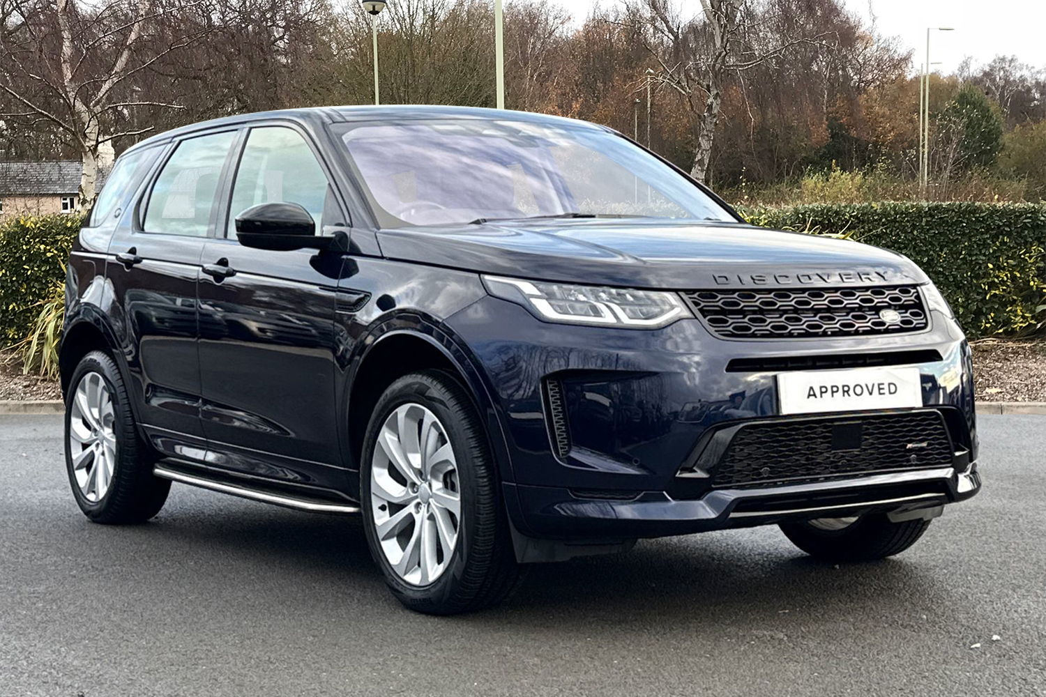 Main listing image - Land Rover Discovery Sport