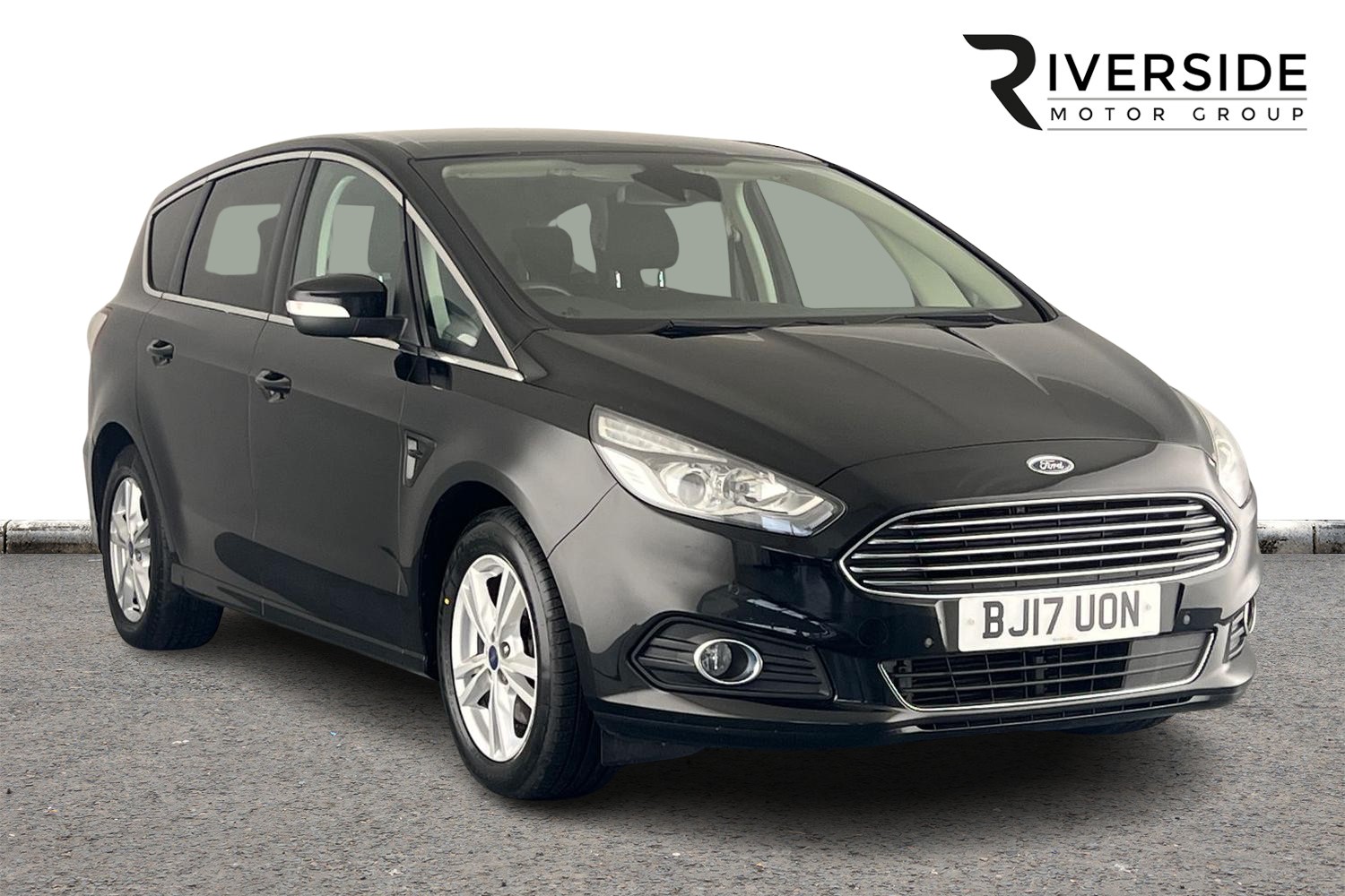 Main listing image - Ford S-MAX