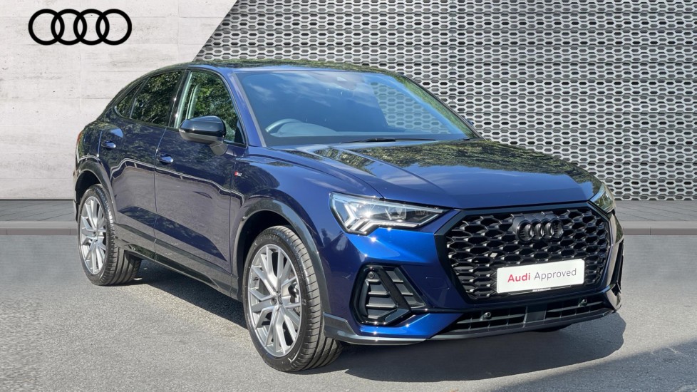 Main listing image - Audi Q3