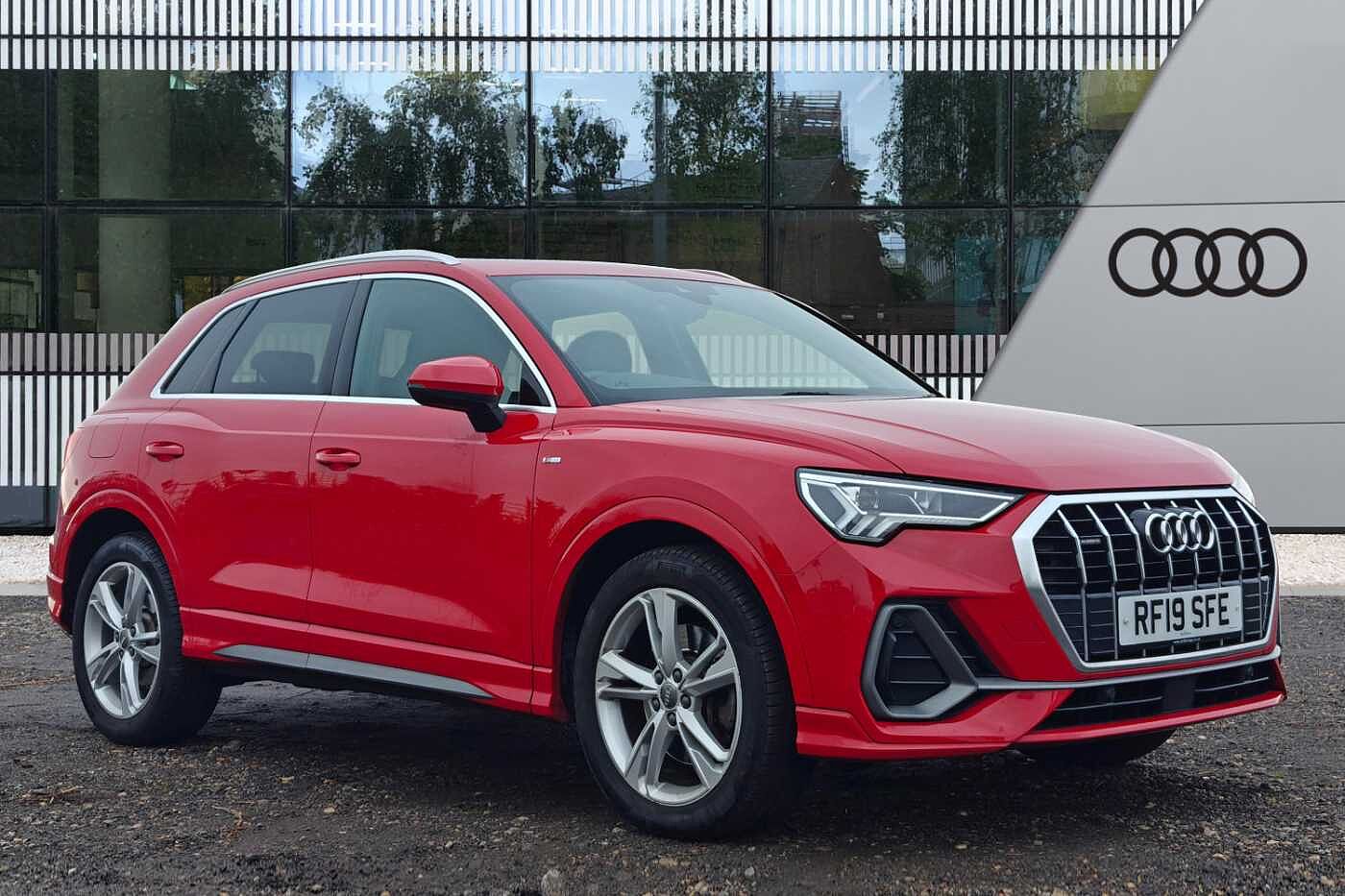 Main listing image - Audi Q3