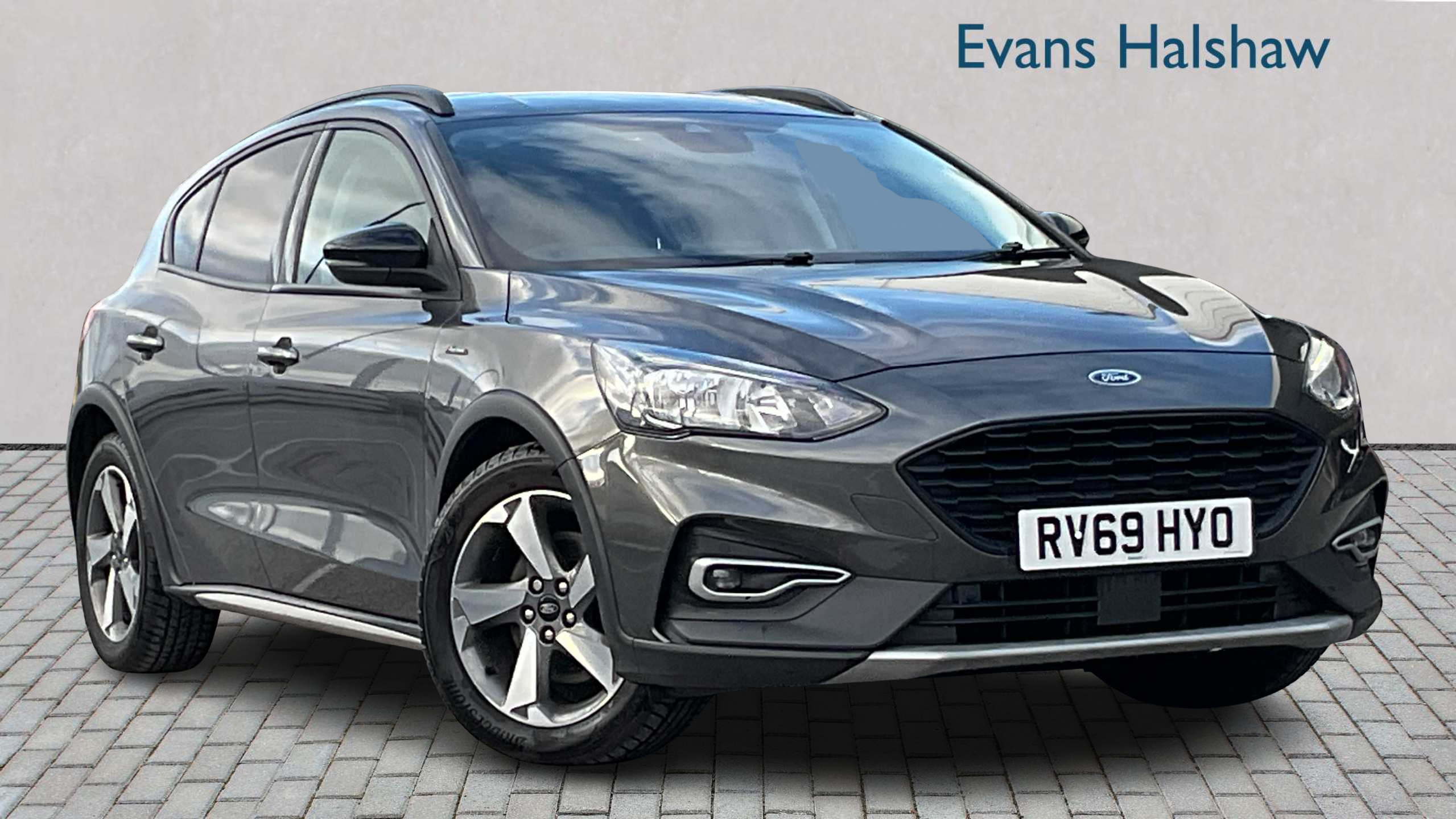 Main listing image - Ford Focus Active