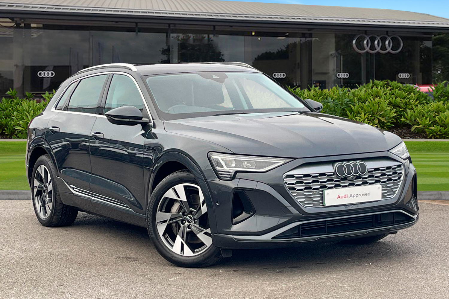 Main listing image - Audi Q8 e-tron