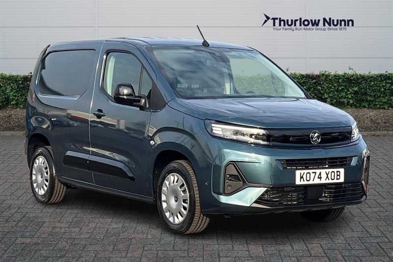 Main listing image - Vauxhall Combo Cargo