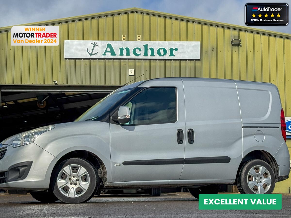 Main listing image - Vauxhall Combo