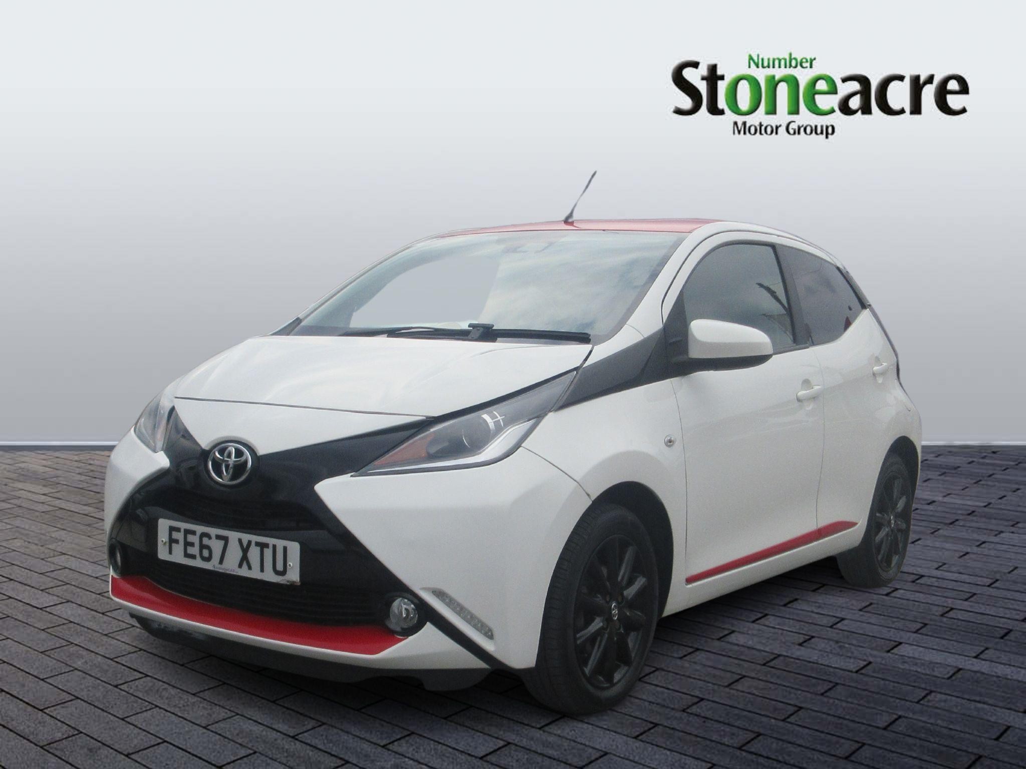 Main listing image - Toyota Aygo