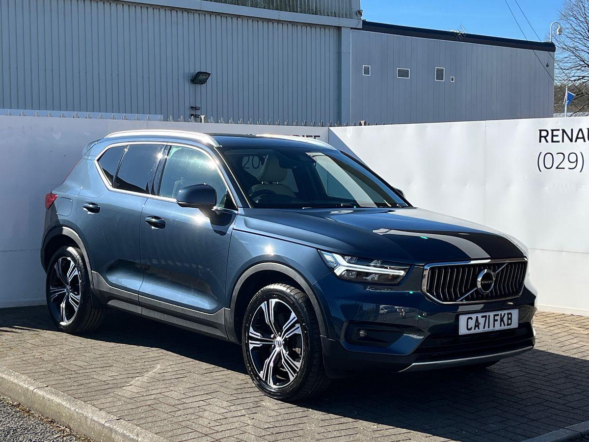 Main listing image - Volvo XC40 Recharge