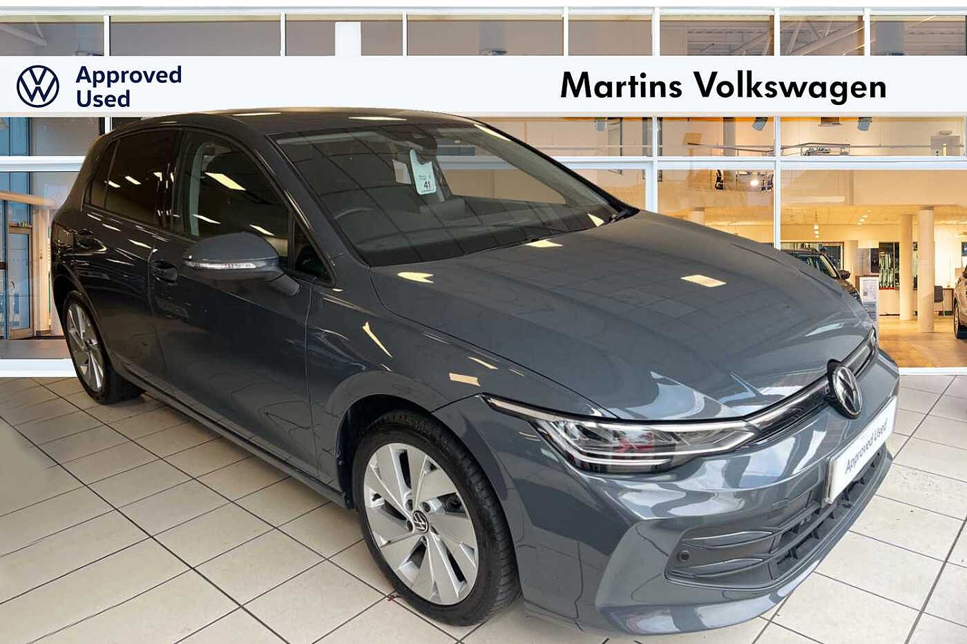 Main listing image - Volkswagen Golf