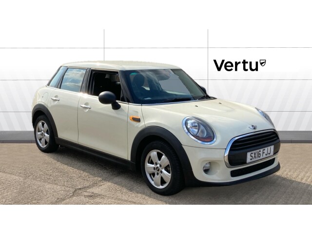 Main listing image - MINI Hatchback 5dr