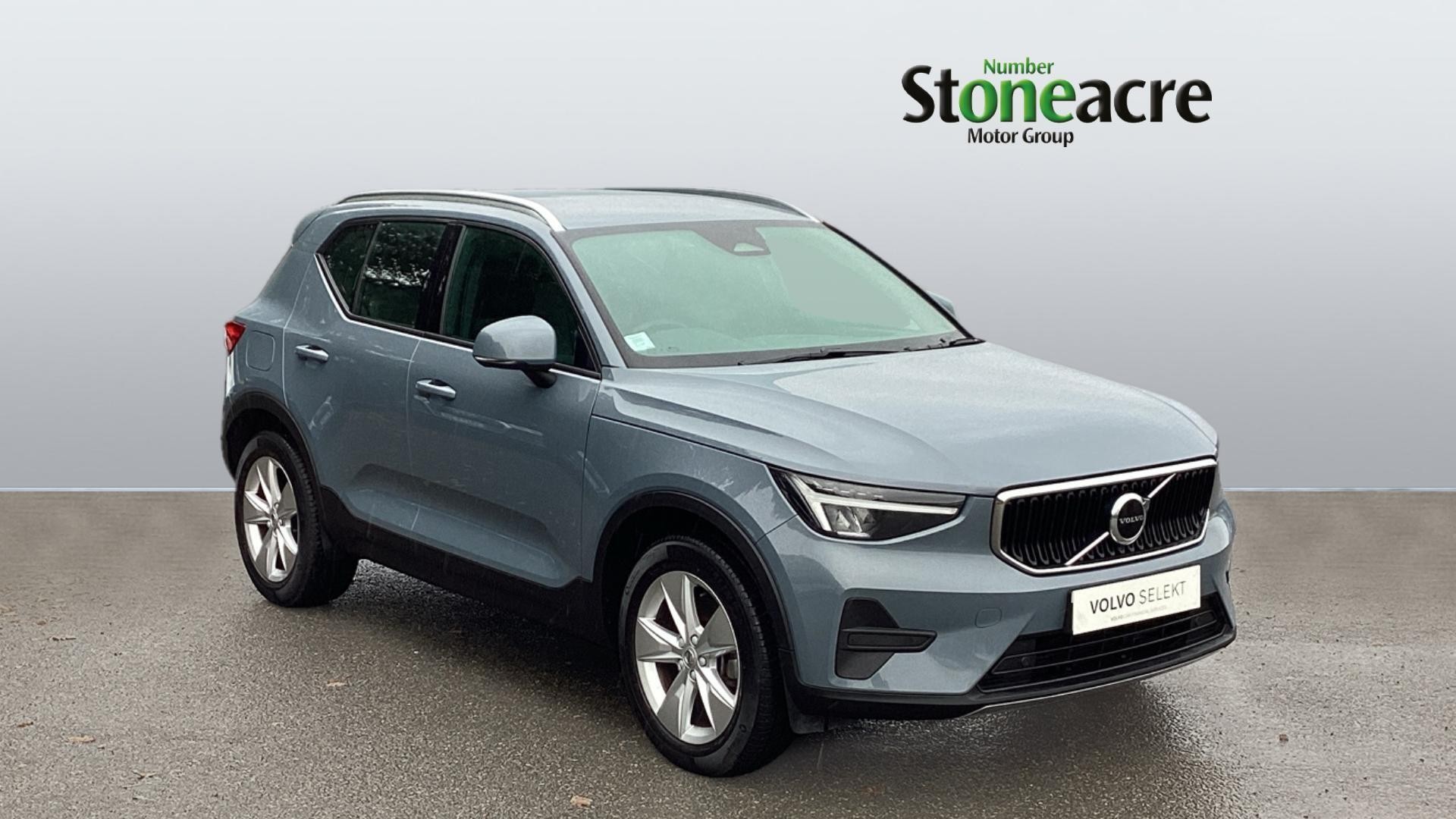 Main listing image - Volvo XC40