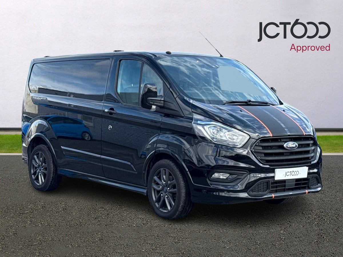 Main listing image - Ford Transit Custom