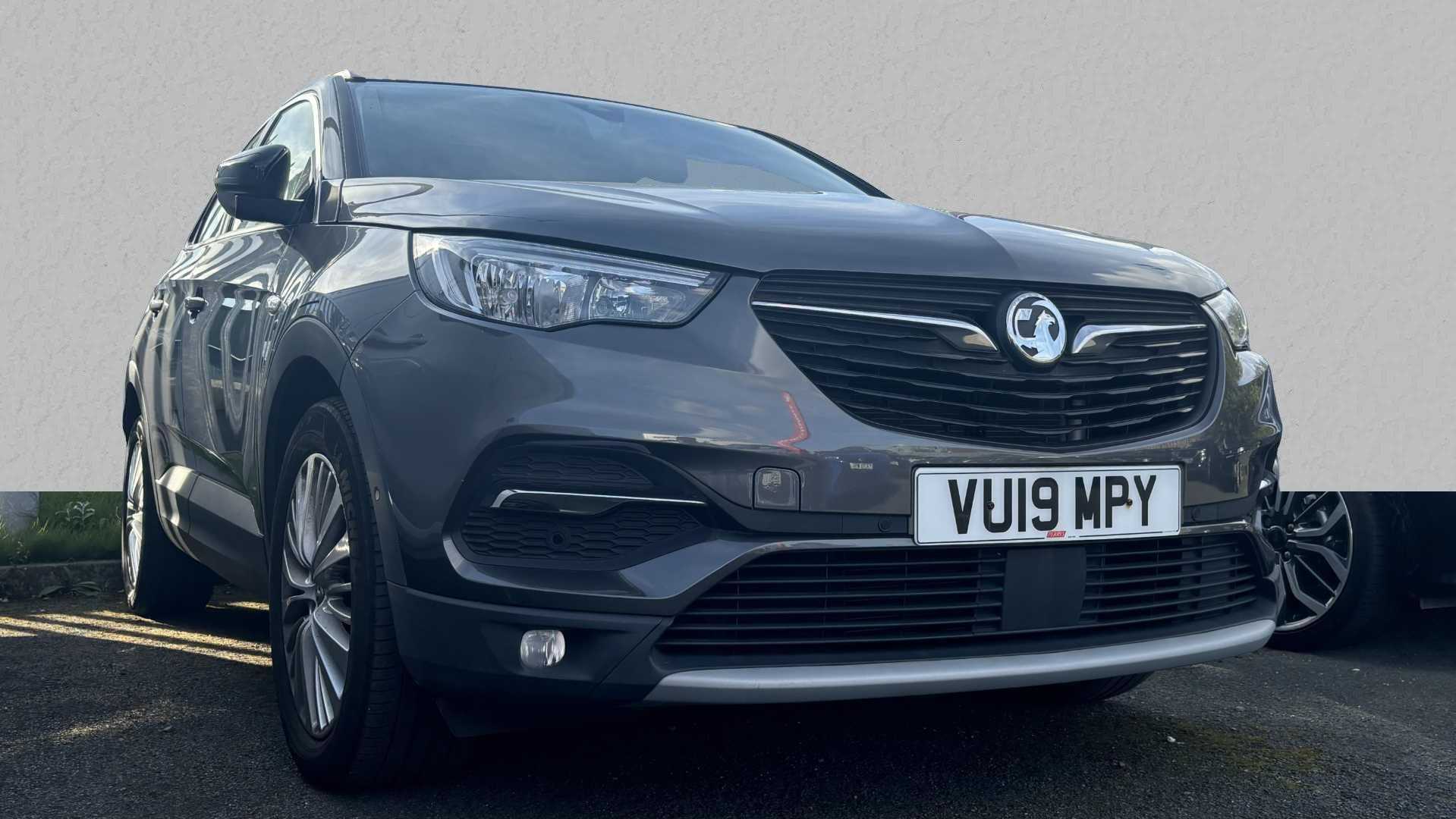 Main listing image - Vauxhall Grandland X