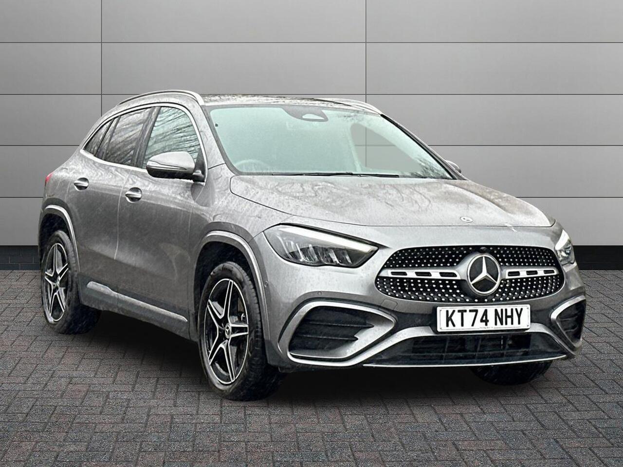 Main listing image - Mercedes-Benz GLA