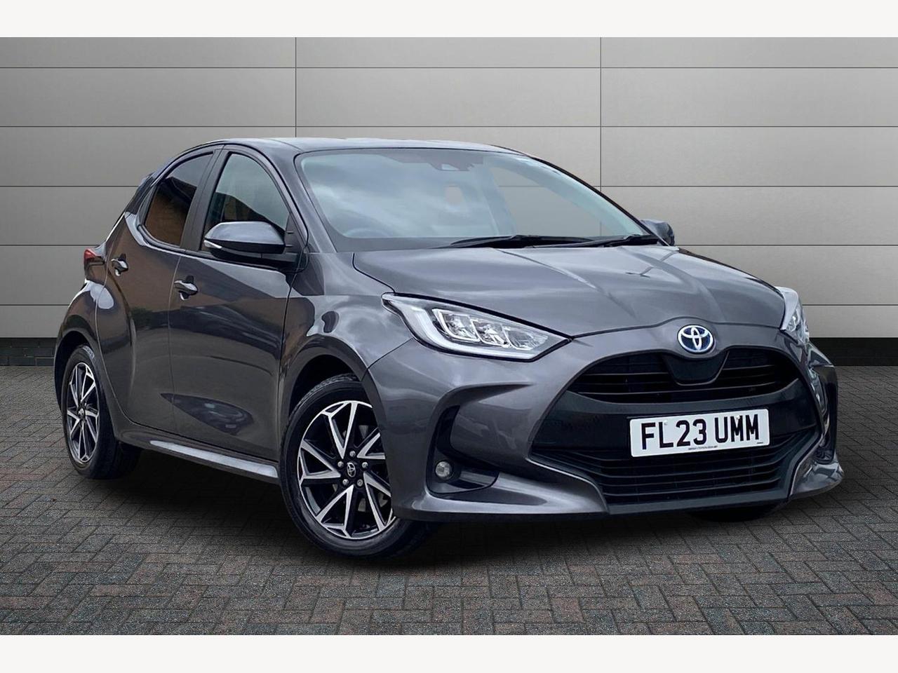 Main listing image - Toyota Yaris