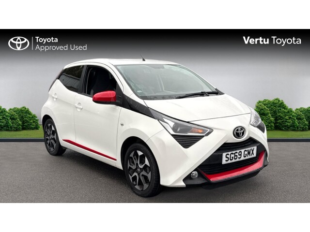 Main listing image - Toyota Aygo