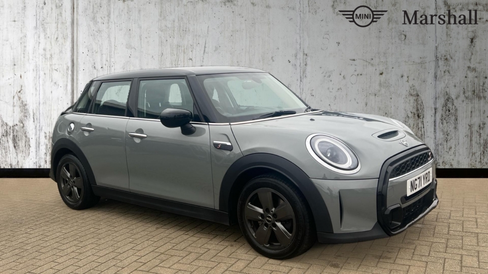 Main listing image - MINI Hatchback 5dr
