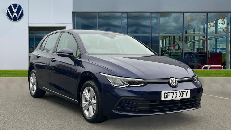 Main listing image - Volkswagen Golf