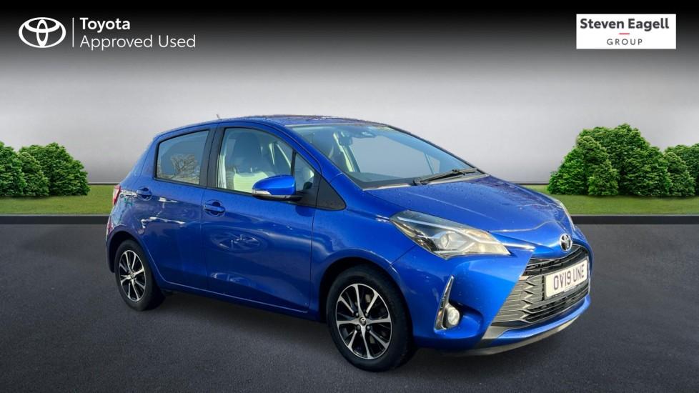 Main listing image - Toyota Yaris