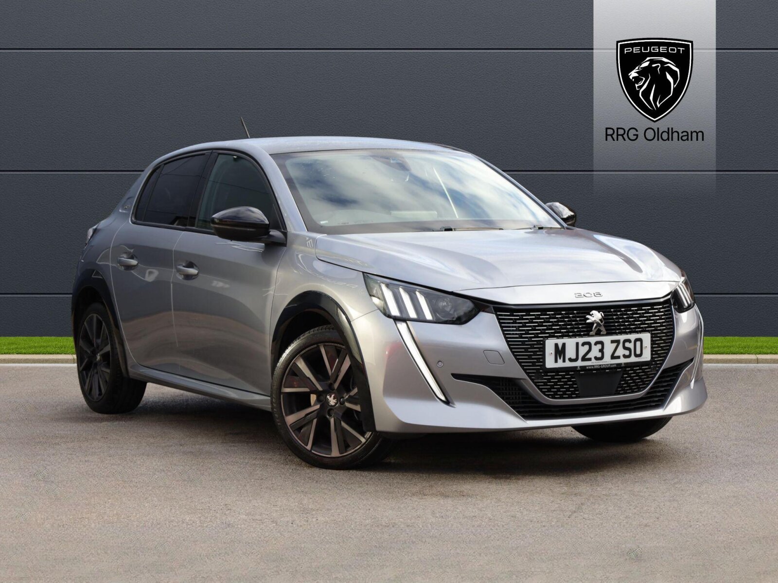 Main listing image - Peugeot 208